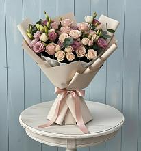 Букет цветов из:  Розы и Лизиантусы #REPLACE_PRED# Кабехабле