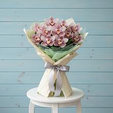 Букет цветов из:  Орхидеи и Розы #REPLACE_PRED# Кабехабле