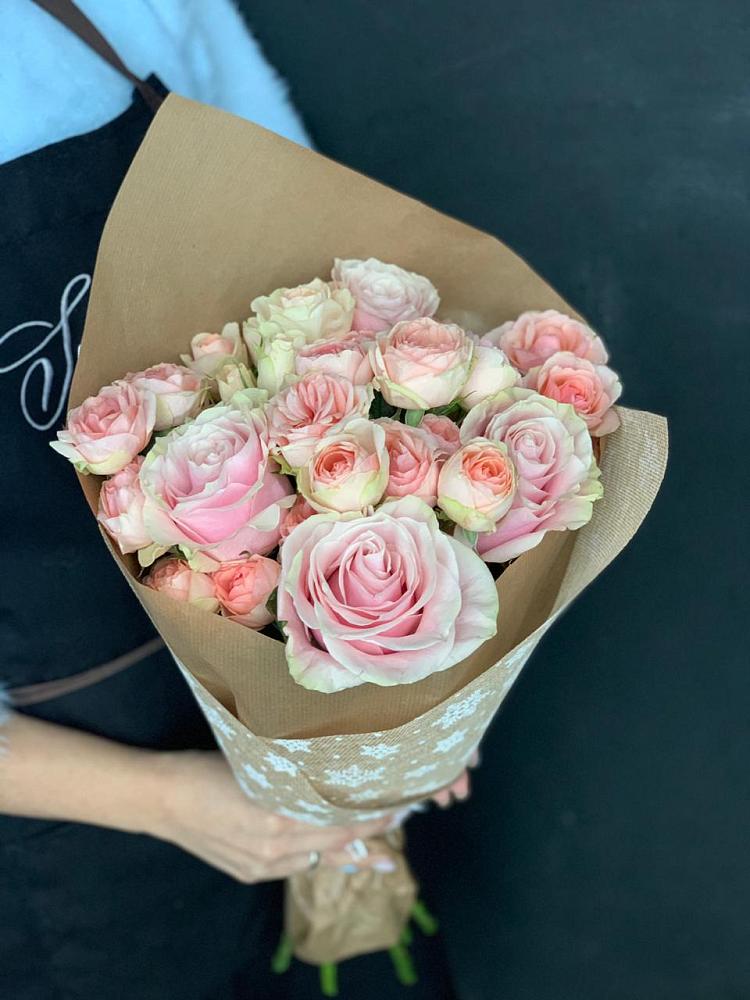 Букет цветов из: Хризантемы и Розы в Кабехабле