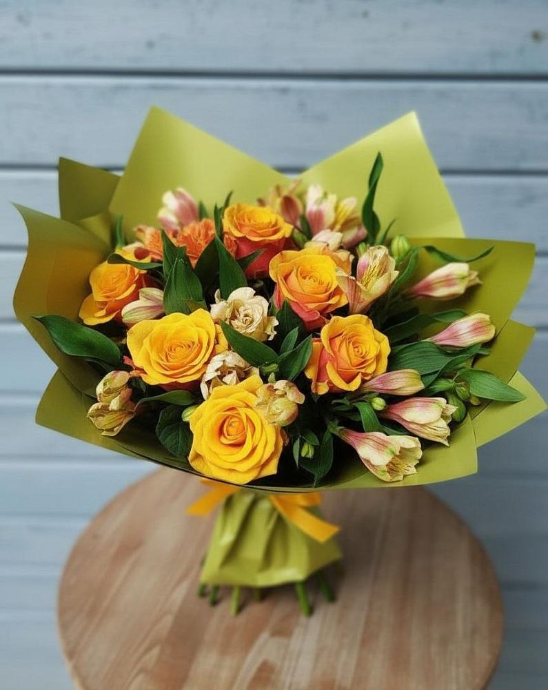Букет цветов из: Альстромерии и Розы в Кабехабле