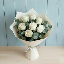 Букет Белые розы в Эвкалипте в Кабехабле
