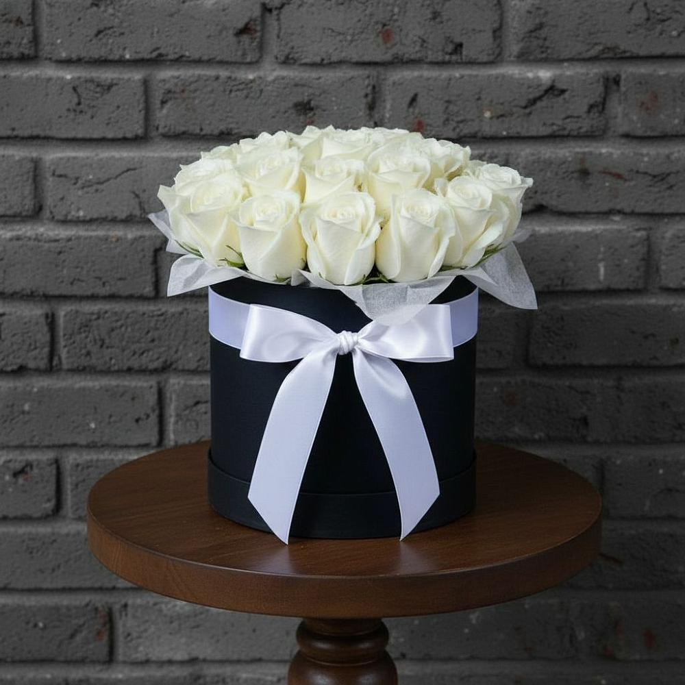 Цветочная композиция из Розы в шляпной коробке в Кабехабле